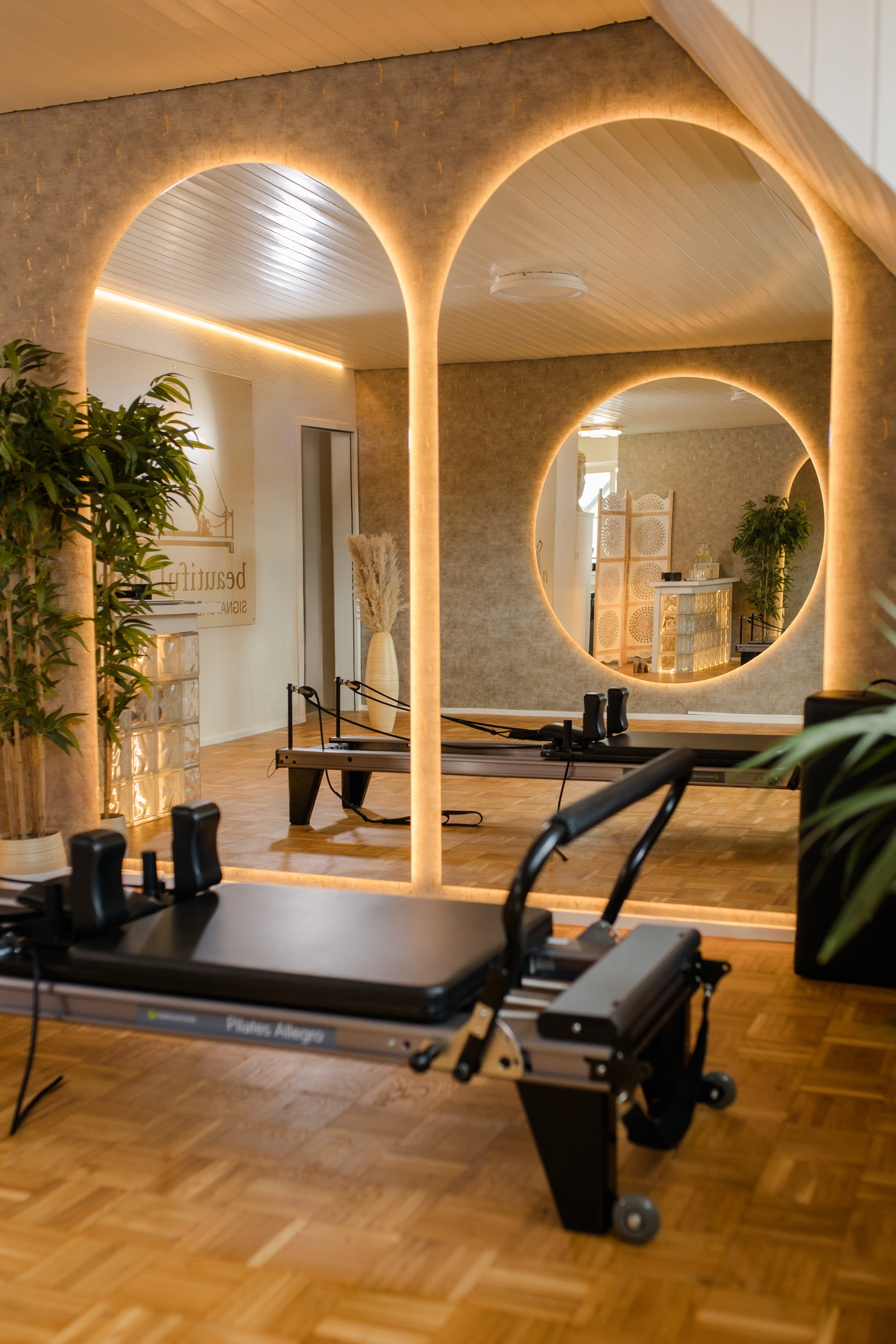 Reformer im neuen Beautiful-Burn-Studio